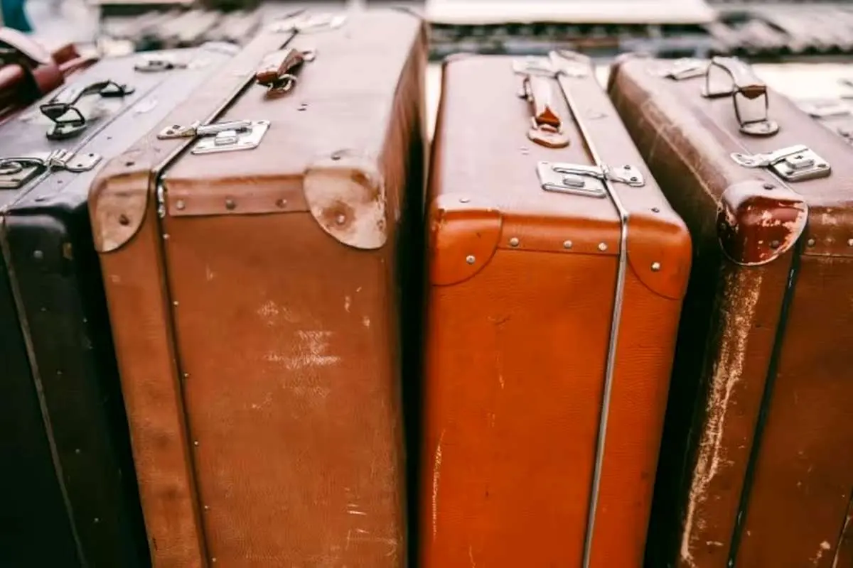  بازداشت زنی که در چمدانش یک بچه حمل می‌کرد!