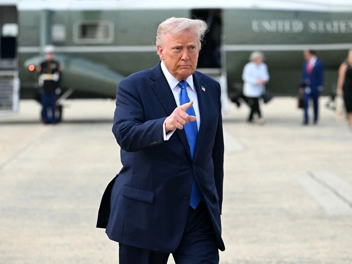 رهگیری یک هواپیما در حریم هوایی تفرجگاه ترامپ رهگیری یک هواپیما در حریم هوایی تفرجگاه ترامپ