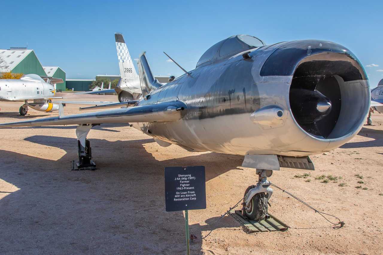 مشخصات جنگنده شنیانگ J-۶ مشخصات جنگنده شنیانگ J-۶