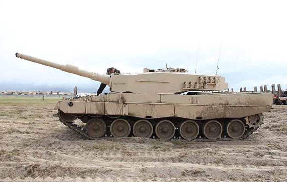تانک لئوپارد ۲A۴