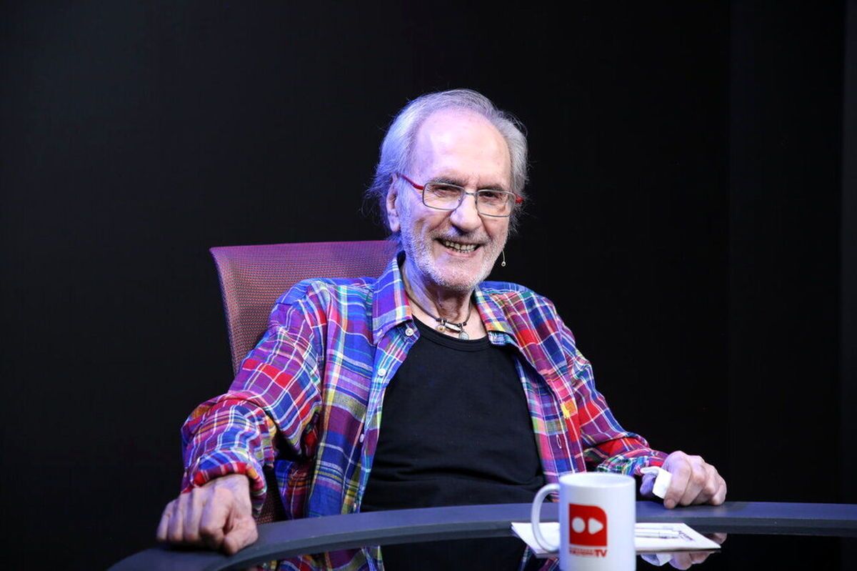 ببینید| ماجرای وضو گرفتن فردین برای بازی در یک فیلم ببینید| ماجرای وضو گرفتن فردین برای بازی در یک فیلم