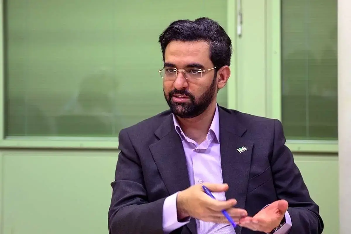 پیام آذری جهرمی از پیاده روی اربعین + عکس