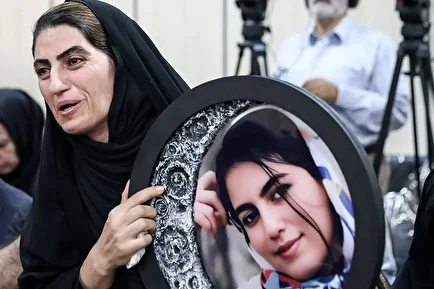 عکس‌های ناراحت‌کننده دادگاه رسیدگی به پرونده قتل الهه حسین‌نژاد +تصاویر