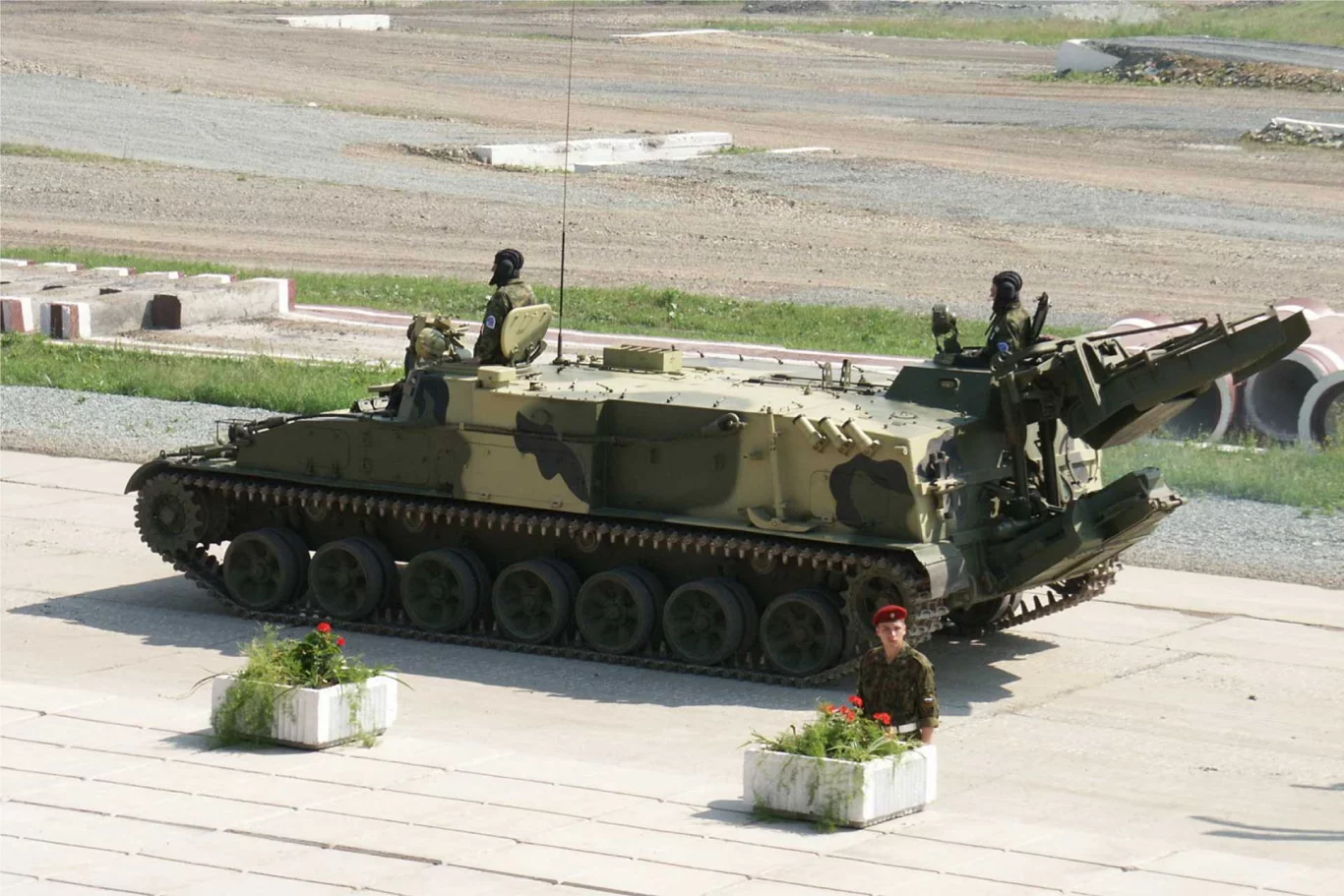 خودروی مین‌گذار GMZ-۳