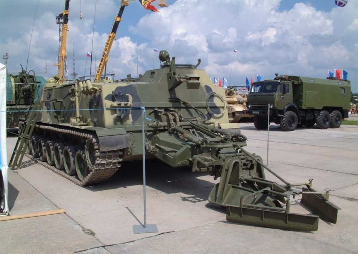 خودروی مین‌گذار GMZ-۳