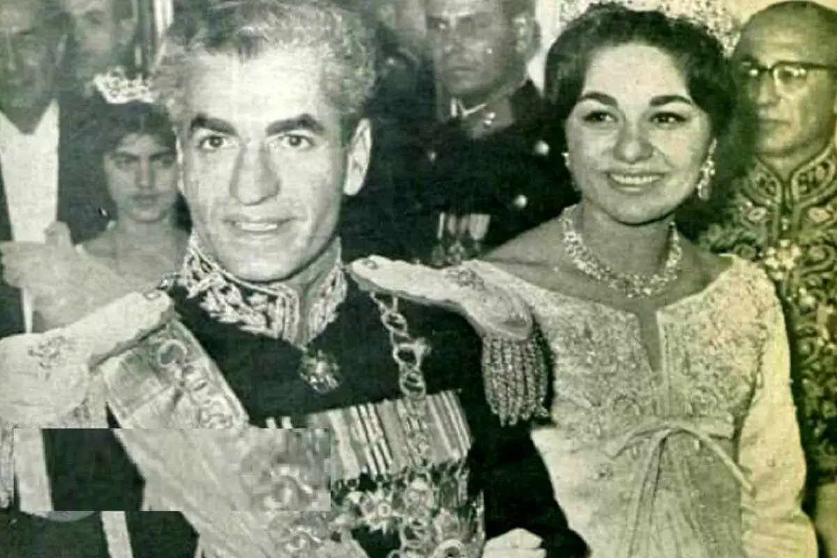 تفرج محمدرضا پهلوی و فرح در پاریس؛ سال ۱۳۴۸ +عکس