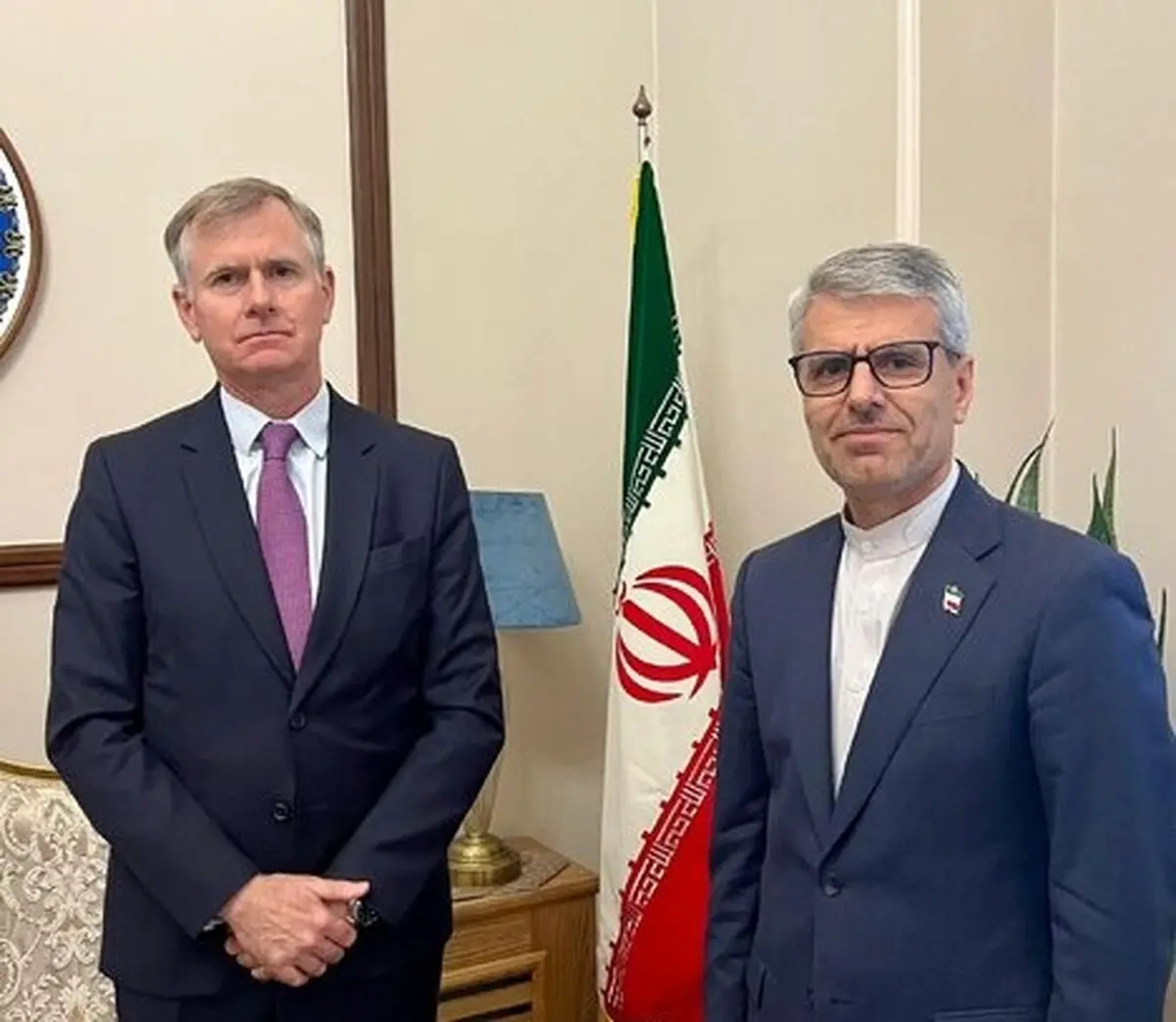 دیدار سفیر انگلیس با  اسماعیل بقایی