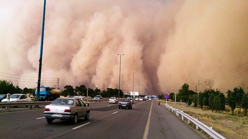طوفان گردوخاک با سرعت ۱۱۹ کیلومتر بر ساعت زابل را درنوردید طوفان گردوخاک با سرعت ۱۱۹ کیلومتر بر ساعت زابل را درنوردید