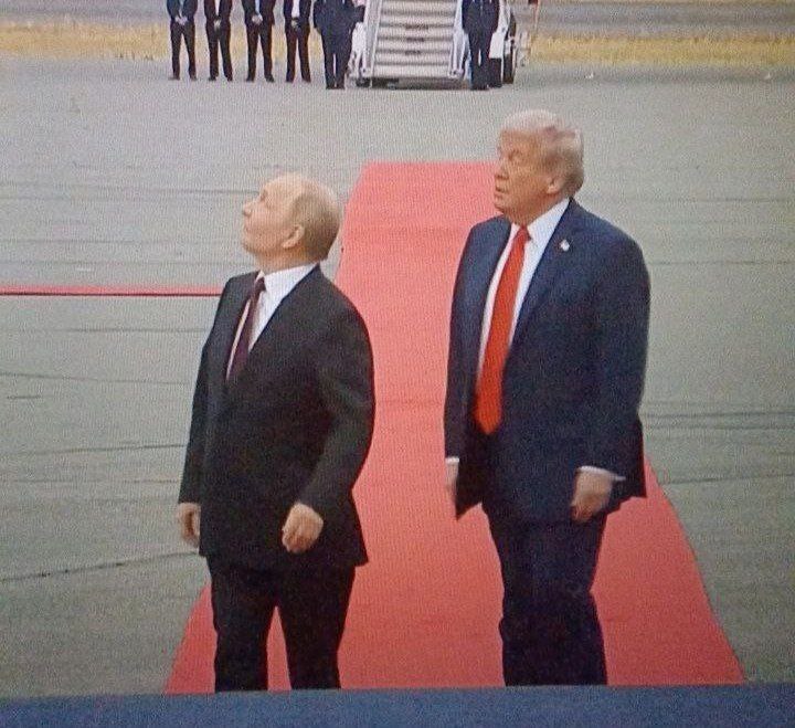 لحظه به لحظه با دیدار تاریخی پوتین با ترامپ در خاک آمریکا/ فرود هواپیماهای دو رئیس جمهور در آلاسکا/