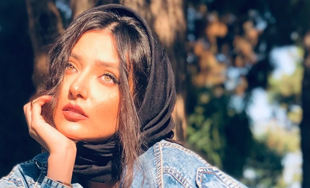 بیوگرافی نورا محقق