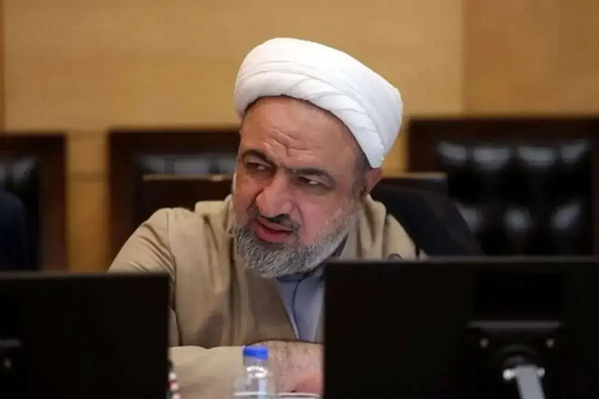 ببینید| پاسخ جالب یک متخصص مجاری ادرار به حمید رسایی!