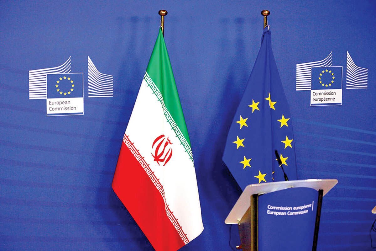 صداوسیما: مذاکرات ایران با اروپا تا ساعت ۱۲ و نیم به وقت محلی ادامه پیدا می‌کند