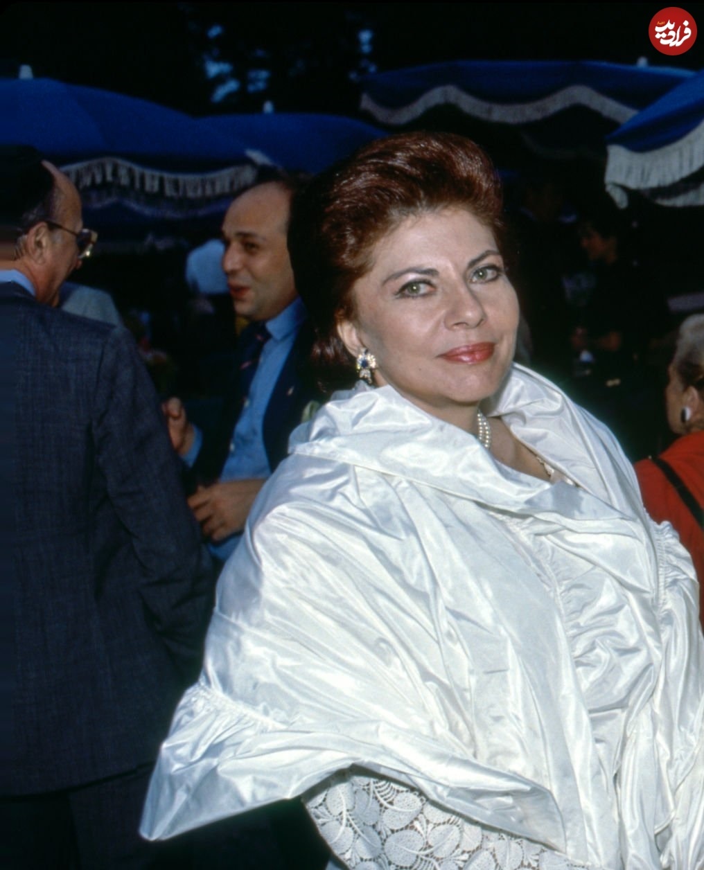 عکسی از ثریا، ملکه دو رگه ایران در دوره پهلوی دوم در ۵۸ سالگی