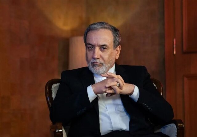 عراقچی: قدرت موشکی ایران دشمن را وادار به ارائه تقاضای آتش‌بس کرد