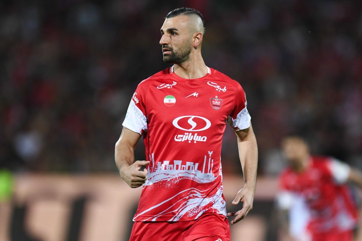 پرداخت غرامت میلیاردی به ۲ بازیکن مازاد!