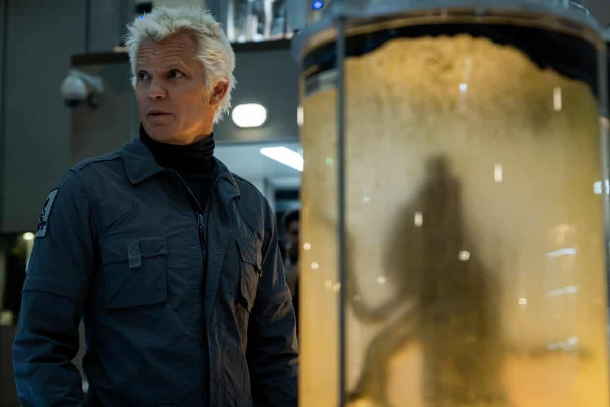 نقد و بررسی سریال بیگانه: زمین ۲۰۲۵| بدن‌های مصنوعی با مغز انسانی