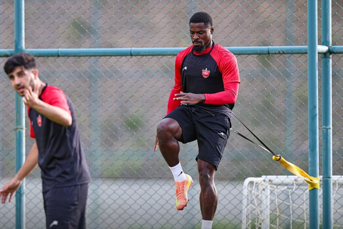 اوریه، هپاتیت و سهمیه‌ای که فعلاً بلااستفاده مانده؛ پرسپولیس در دوراهی فسخ یا درمان