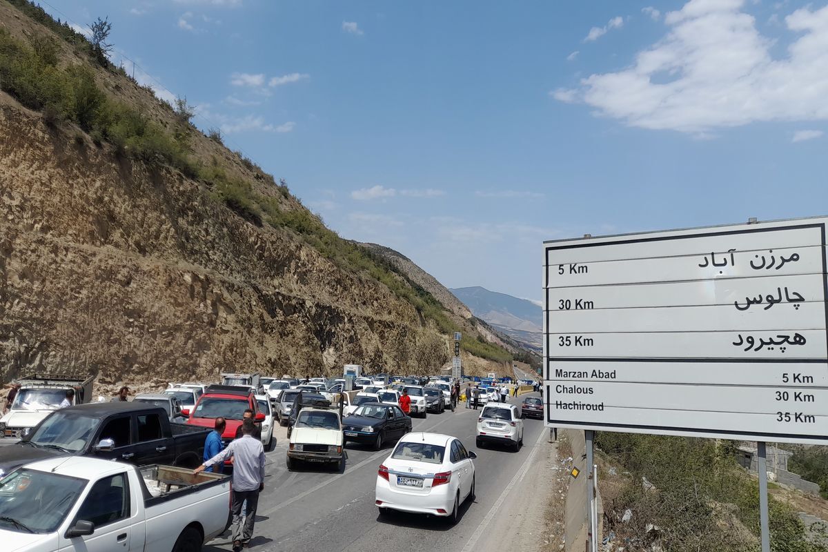 ترافیک سنگین در ورودیهای مازندران/ از هراز تا مسیر تهران-شمال ترافیک سنگین در ورودیهای مازندران/ از هراز تا مسیر تهران-شمال