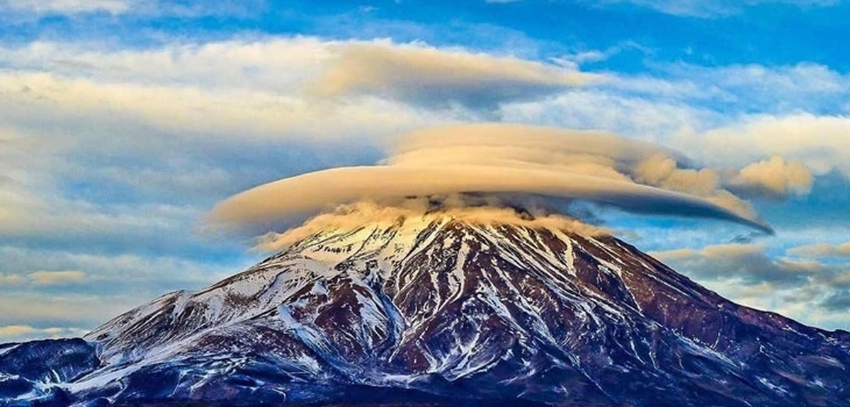  دلیل این حجم زیاد بخار بر فراز قله دماوند چیست؟