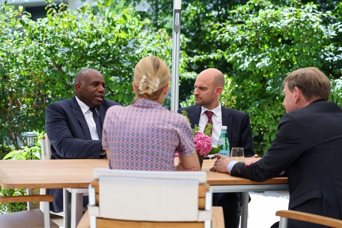 هشدار متقی درباره نتیجه مذاکرات استانبول؛ ایران در مسیر بازدارندگی حداکثری | اروپا شریک فشار است نه میانجی صلح مذاکره اروپا