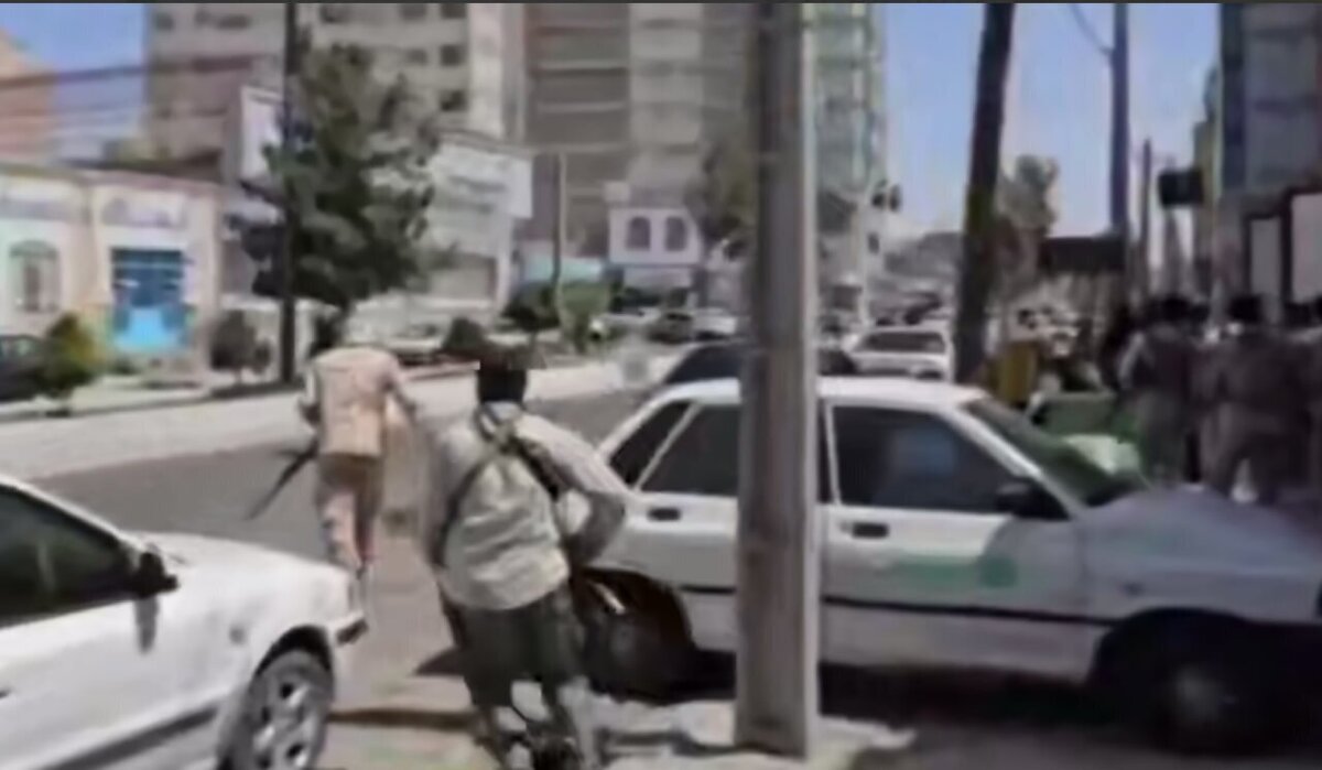 ببینید| ویدیویی از لحظات اولیه درگیری در زاهدان