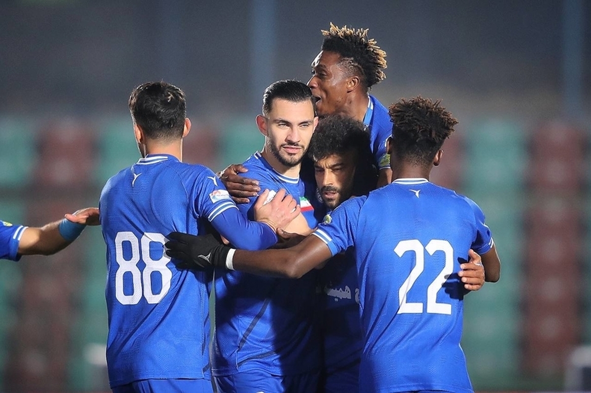 ترکیب دفاعی استقلال شکل گرفت | مصدومیت آشورماتوف دردسرساز شد استقلال تهران