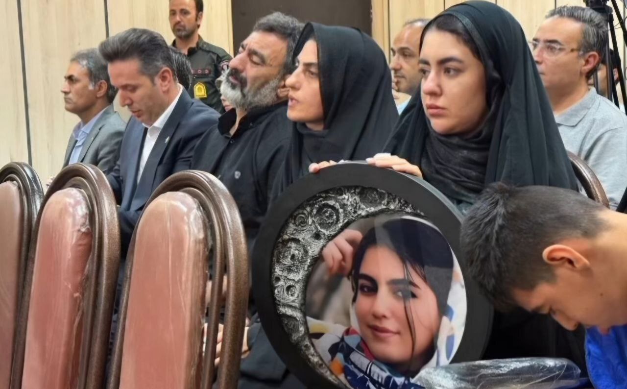 الهه حسین نژاد