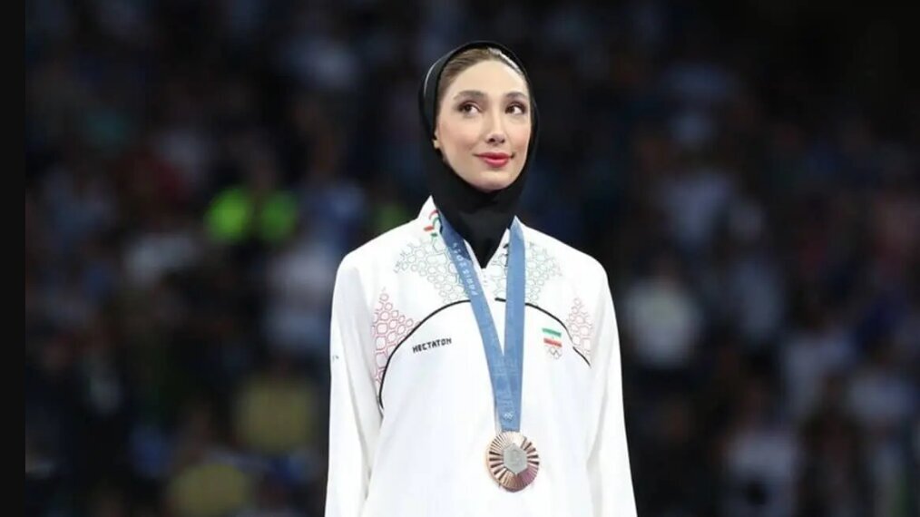 مبینا نعمت‌زاده