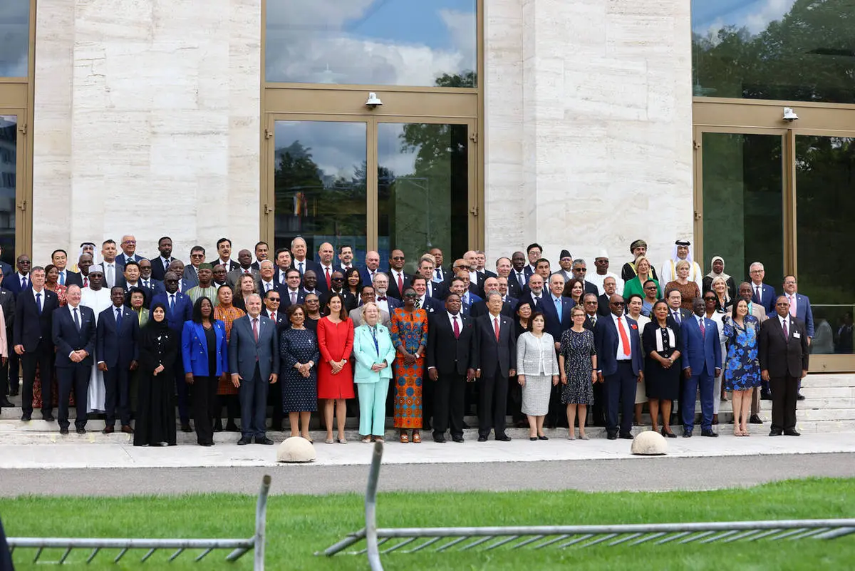 عکس یادگاری رؤسای مجالس جهان با حضور قالیباف