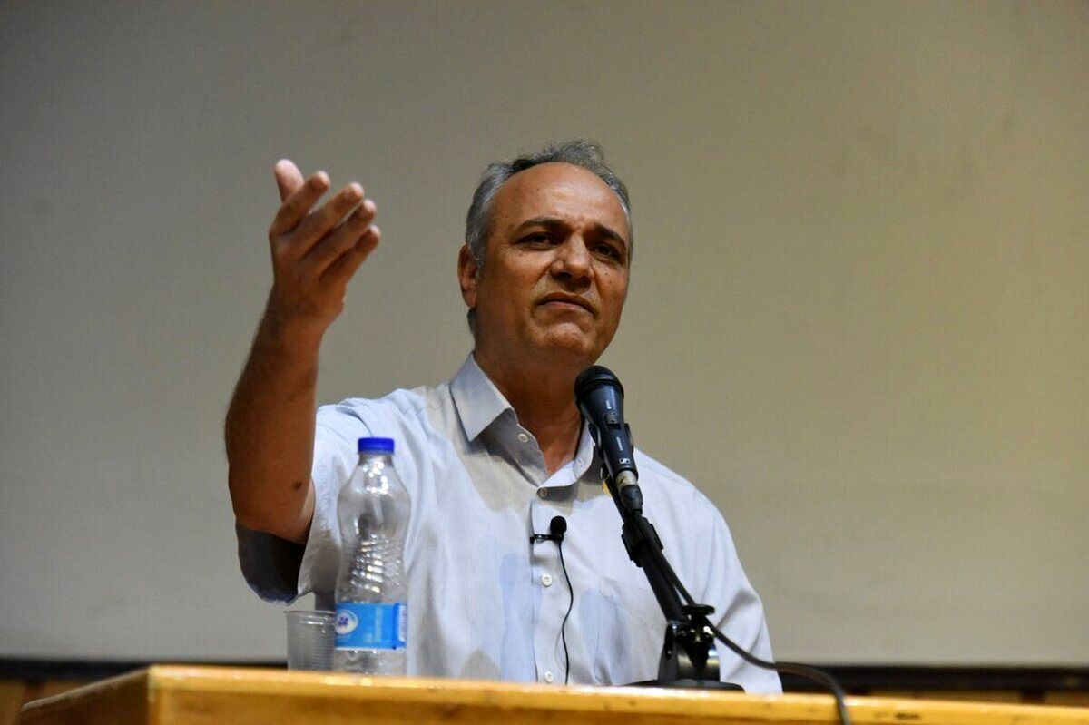 طعنه زیدآبادی به پزشکیان: با استبداد داخلی نمی‌شود نسخه حکمرانی جهانی پیچید!