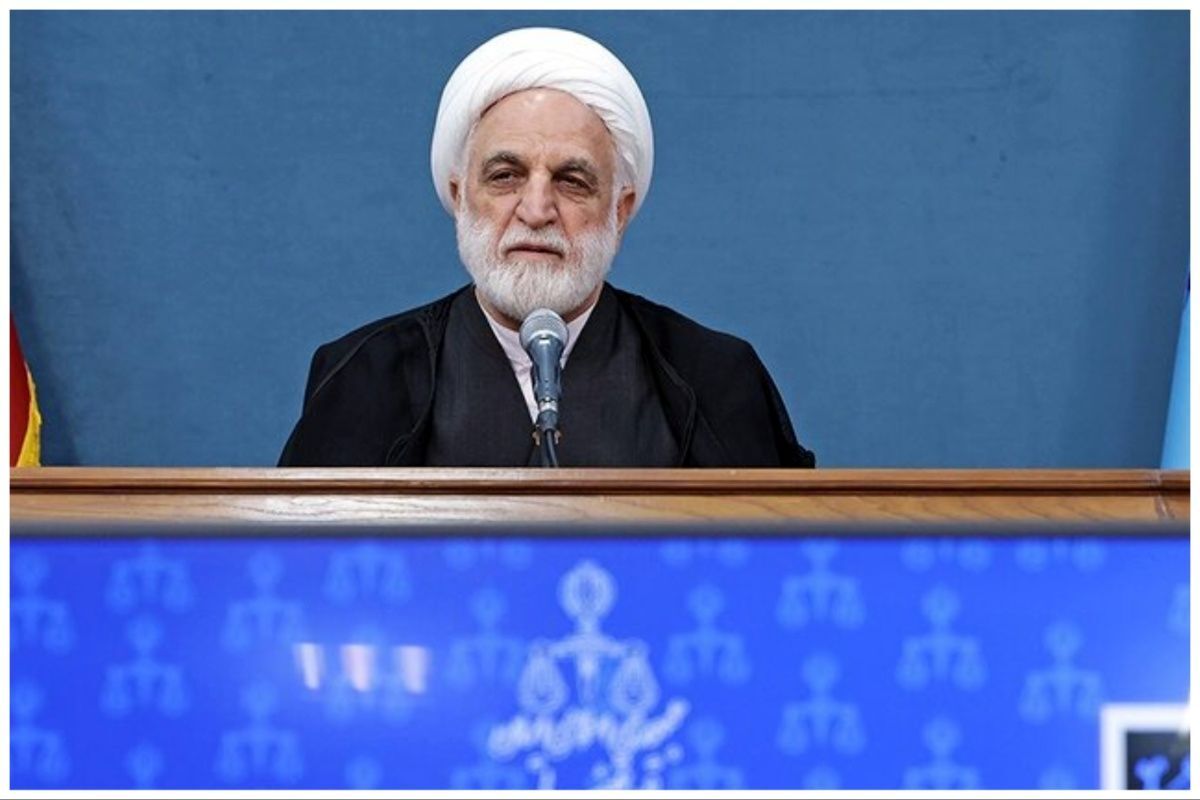 رئیس قوه قضاییه: افرادی که زندان رفتن‌شان ضرورت ندارد نباید بازداشت بمانند