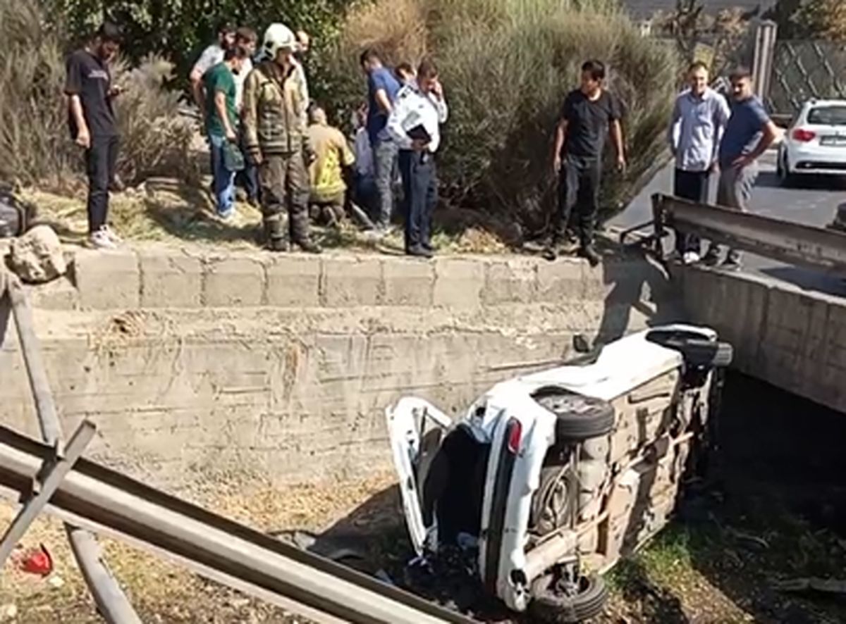 ببینید| تصاویری از یک تصادف عجیب در بزرگراه لشگری