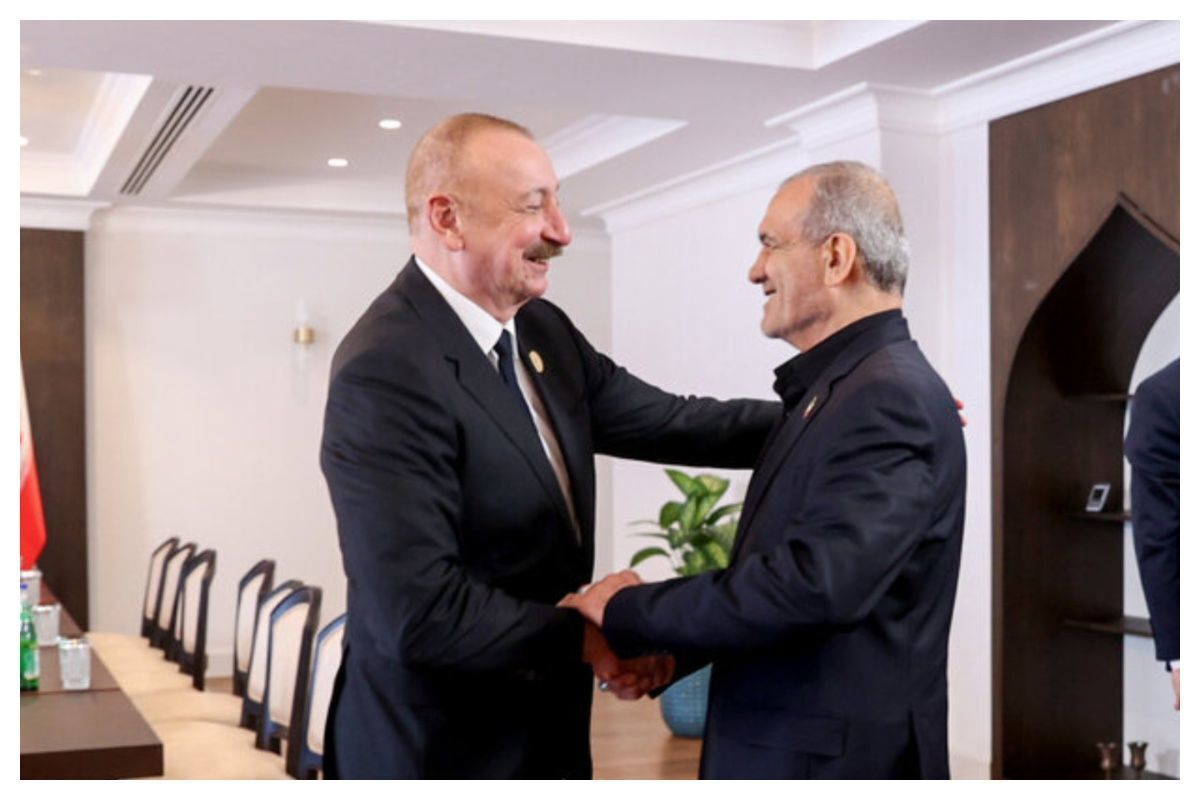 ببینید| گفت‌وگوی کوتاه پزشکیان با علی‌اف به زبان آذری