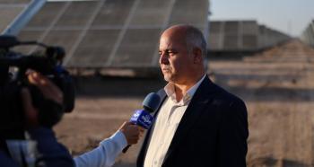 نیروگاه خورشیدی ۶ مگاواتی رزاق با حمایت بانک توسعه صادرات ایران راه اندازی شد نیروگاه خورشیدی ۶ مگاواتی رزاق با حمایت بانک توسعه صادرات ایران راه اندازی شد