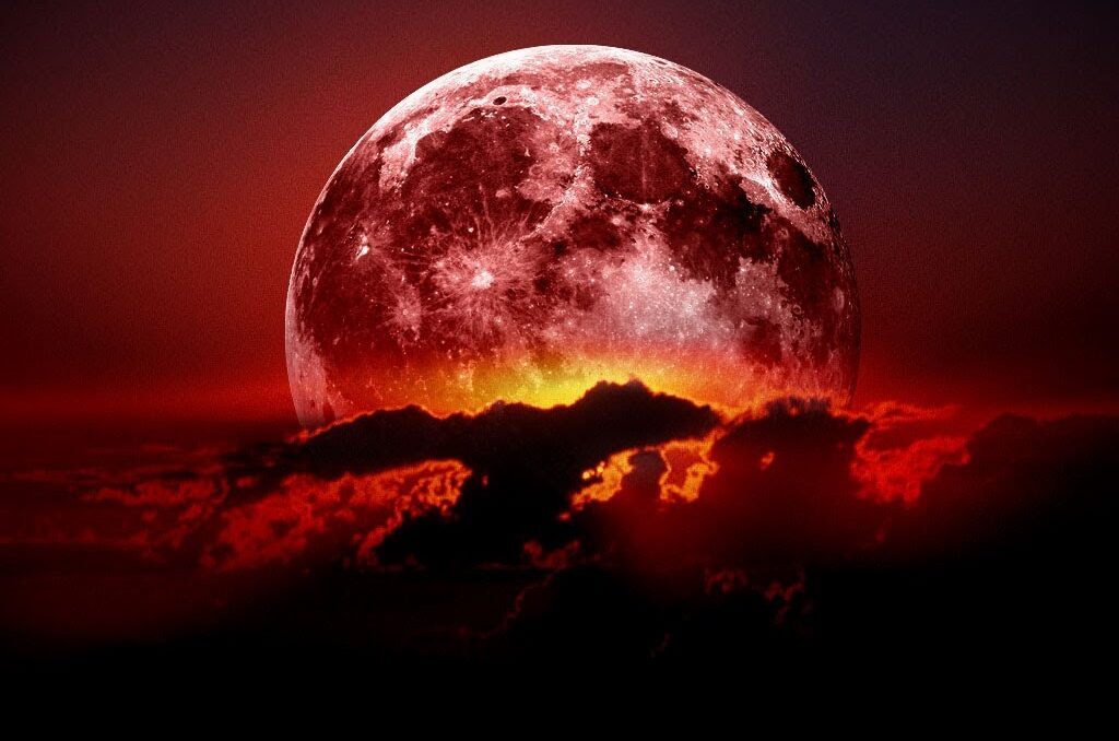 پدیده کیهانی ماه خونین