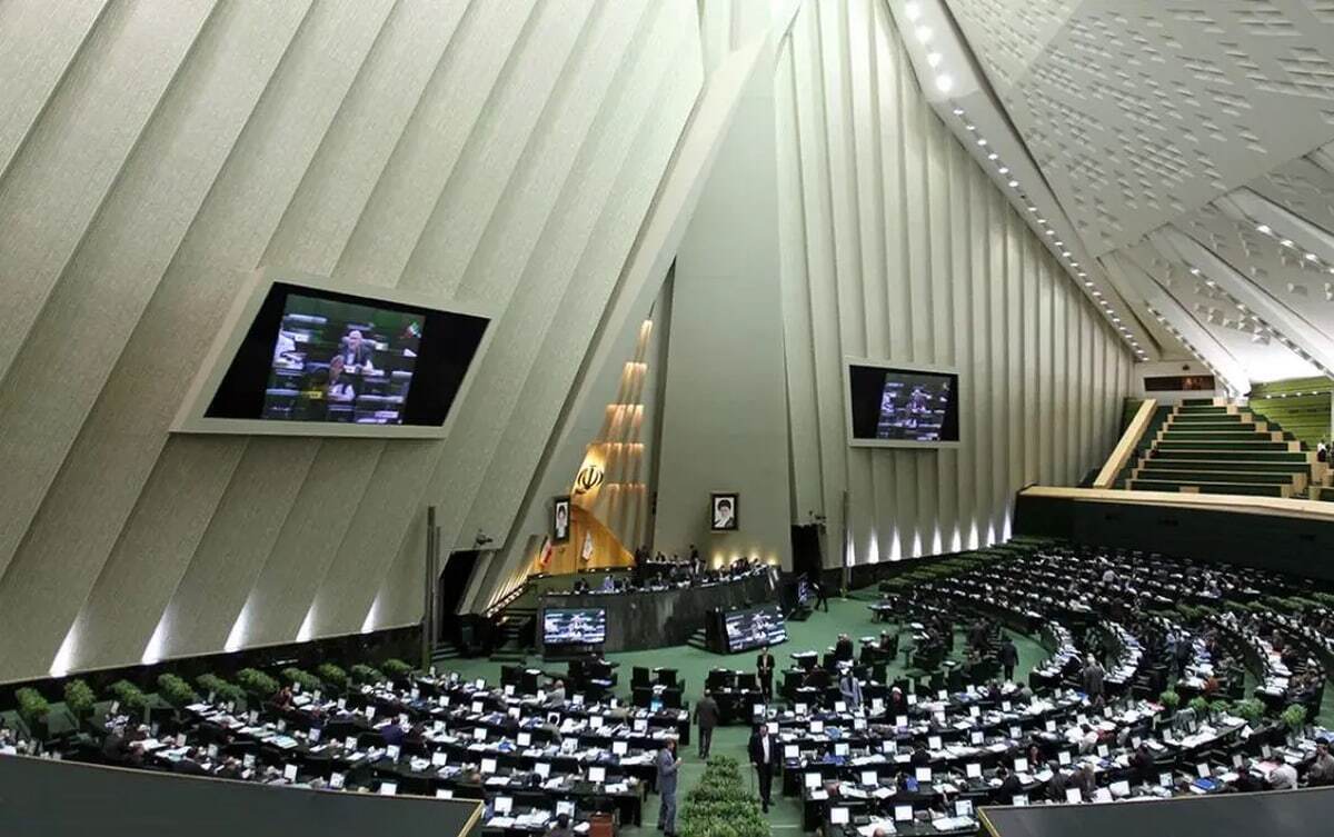 احتمال بررسی ۳ فوریتی خروج ایران از NPT در صحن مجلس