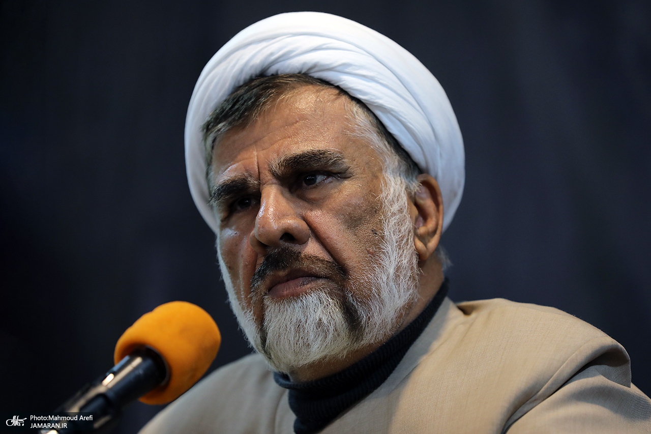 اگر کنسرت حرام است همه جا حرام است، چرا آقایان گزینشی رفتار می کنند؟