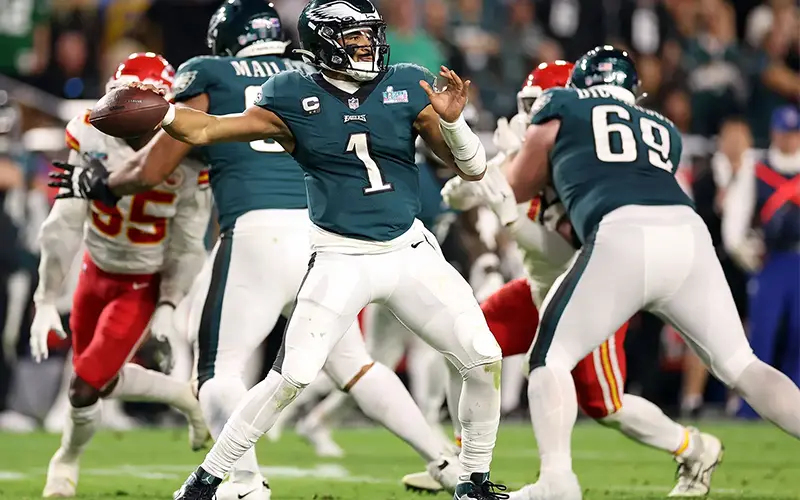 فوتبال آمریکایی چیست