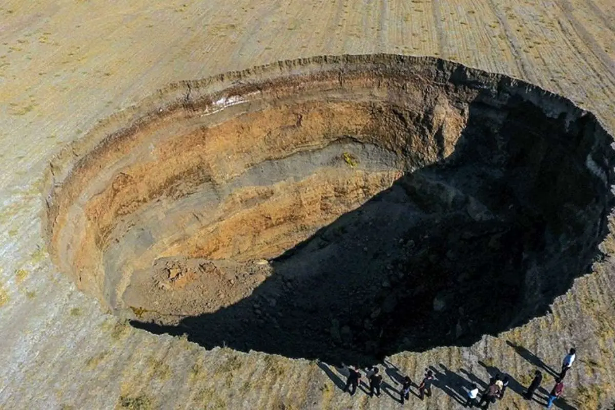 ایران روی پوستهای شکننده| ۶۰۰۰ بنای تاریخی اصفهان روی زمین لرزان ایستادهاند فرونشست زمین