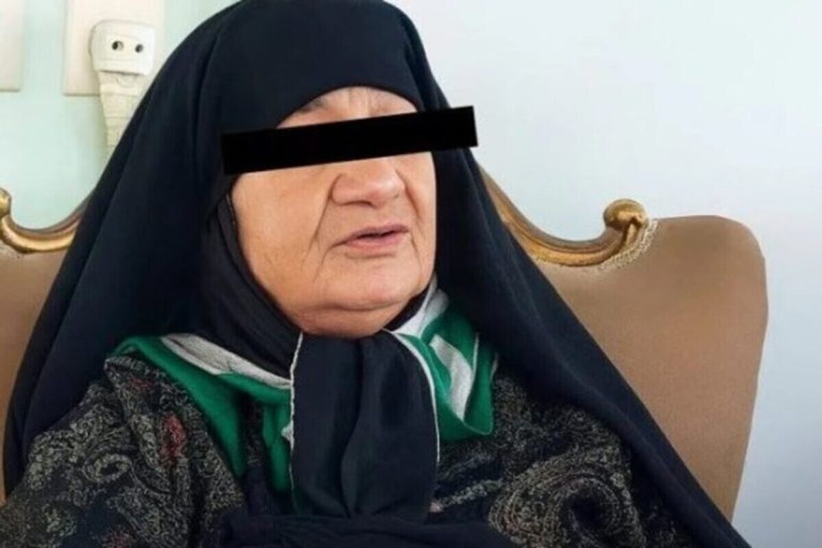 کلثوم اکبری