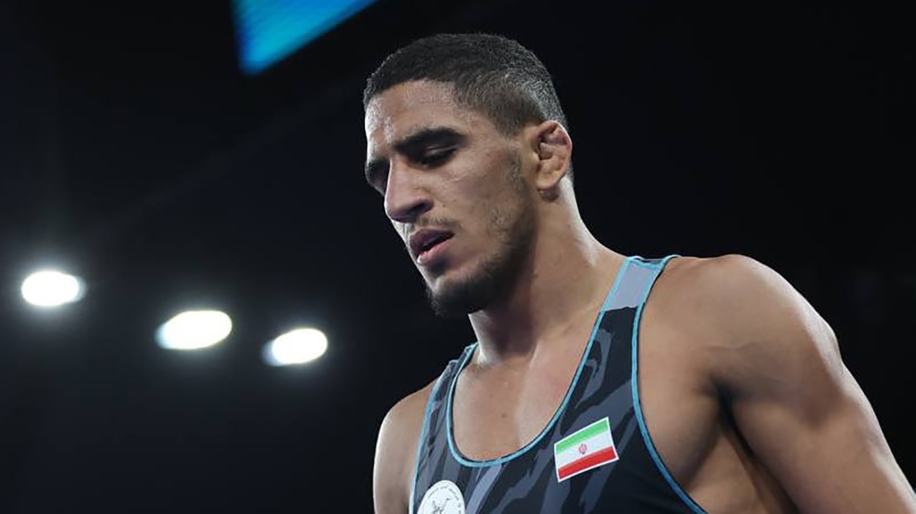 دوئل رحمان و پیمان بیابانی در نیمه نهایی مسابقات جهانی کشتی آزاد