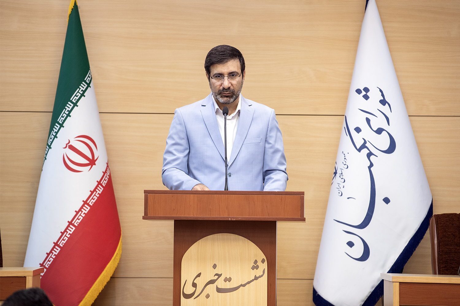 سخنگوی شورای نگهبان: نظر نهایی درباره لایحه حمایت از ایرانیان خارج از کشور به‌زودی اعلام می‌شود