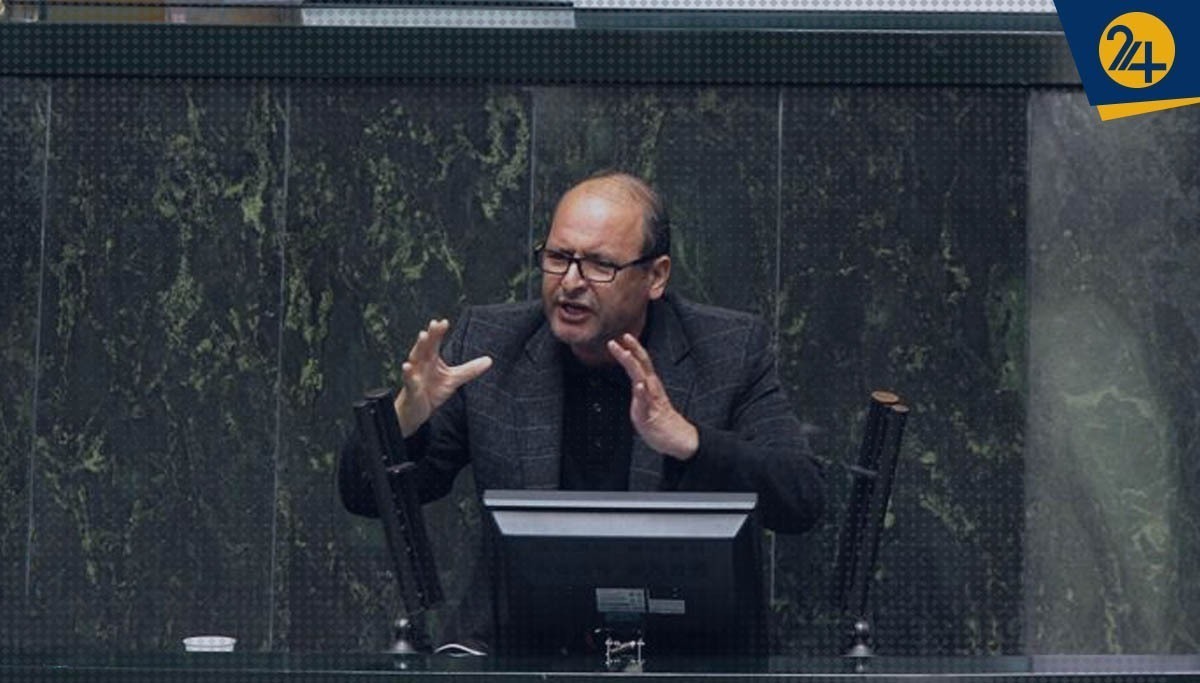 شاید مذاکره پزشکیان با ترامپ بازگشت قطعنامه‌ها را منتفی کند | آمریکا می‌خواهد دلار را به ۱۳۰ هزار تومان برساند | نفت را با رمزارز و تهاتر می‌فروشیم