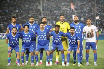 خلاصه بازی استقلال ۱ - ذوب‌آهن ۳ | شکست عجیب شاگردان ساپینتو