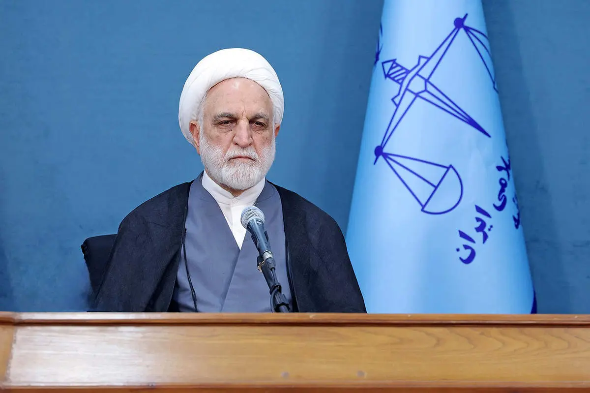 ببینید| اژه‌ای: نگذارید بازداشت کردن افراد برایمان عادی شود