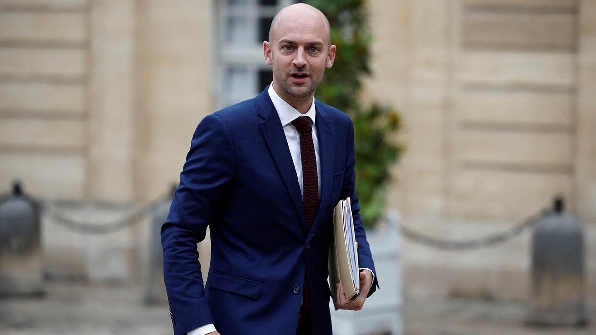 فرانسه: ایران هنوز فرصت بازنگری و اجتناب از تحریم‌های بین‌المللی را دارد