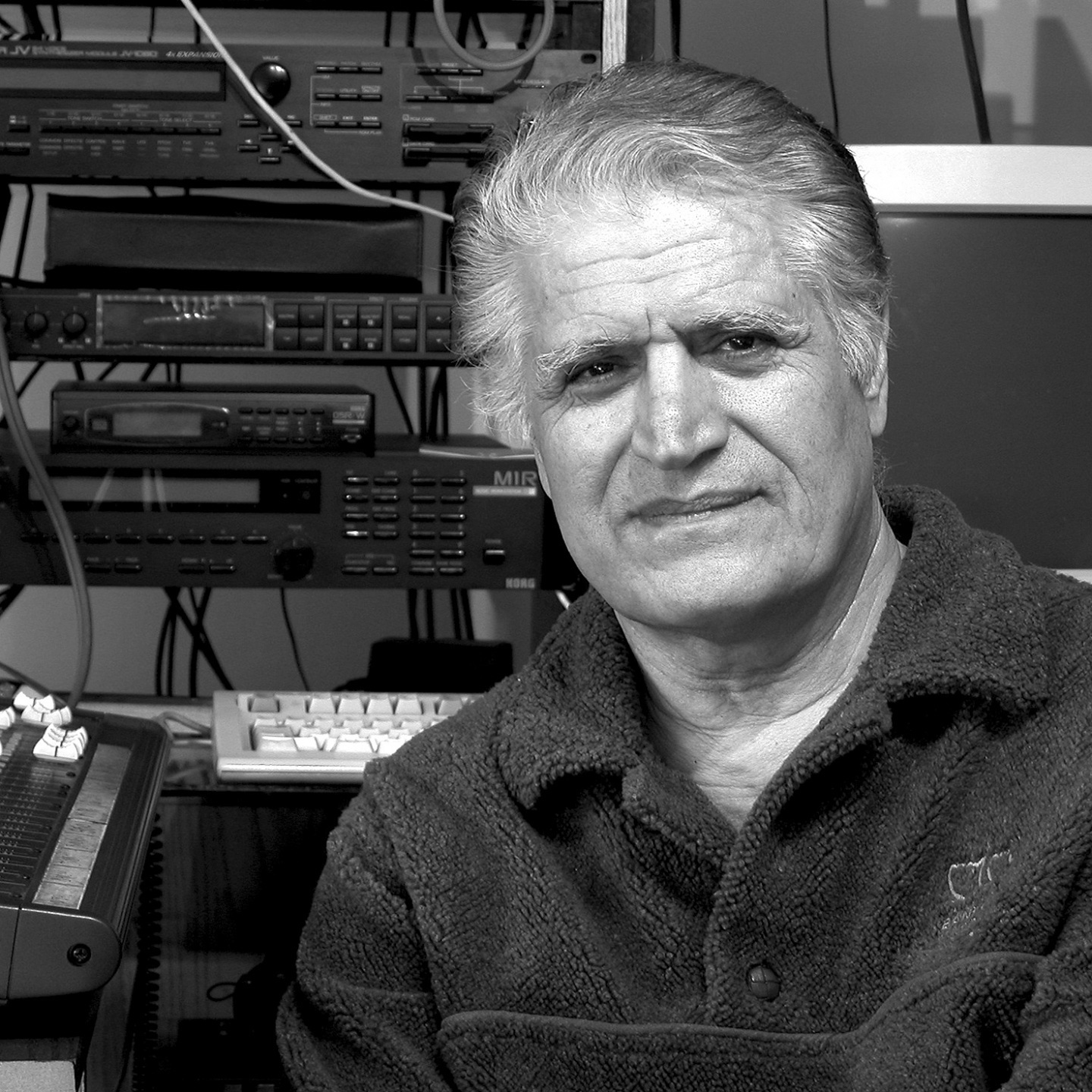 احمد پژمان کیست؟| آهنگساز شازده احتجاب درگذشت