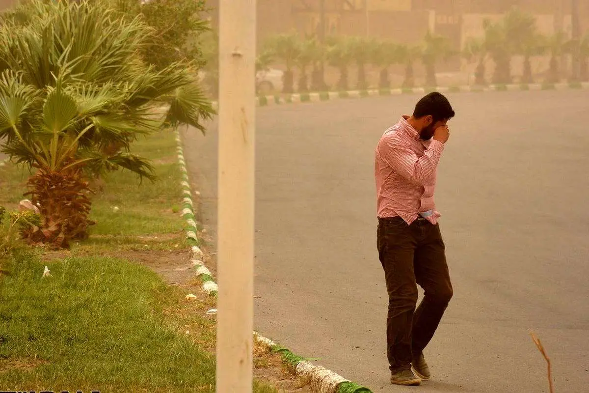 گردوخاک شدید در راه است؛ طوفان غبار ۳ روزه ایران را فرا میگیرد گردوخاک شدید در راه است؛ طوفان غبار ۳ روزه ایران را فرا میگیرد