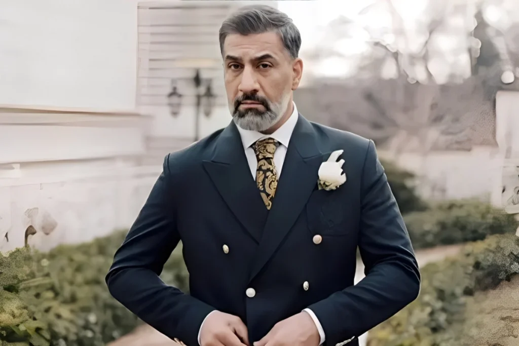 محمد نادری کیست