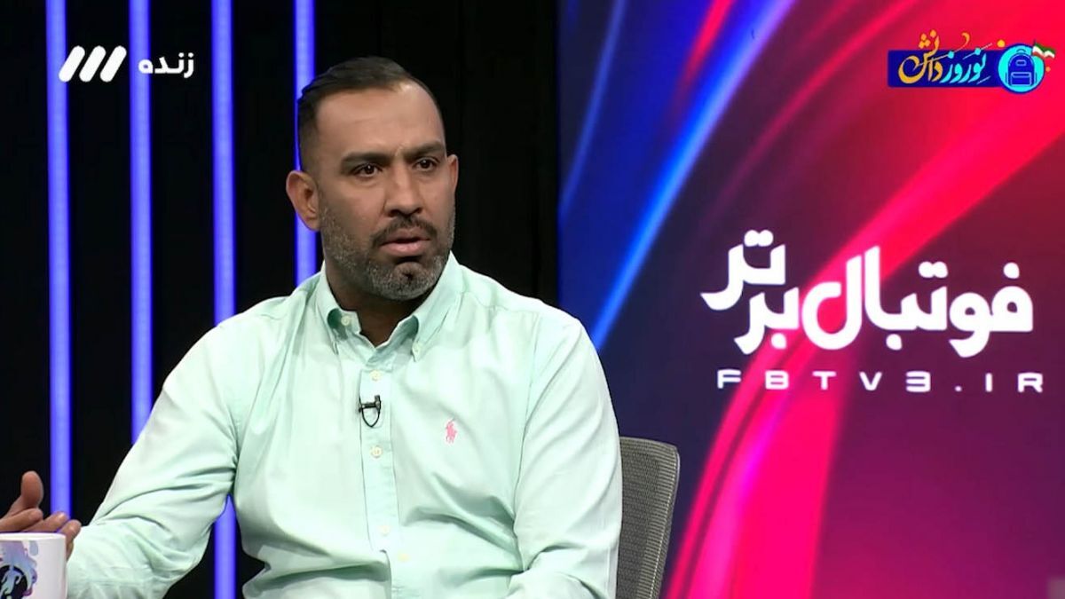 ببینید| اکبرپور خطاب به آقاسی: مگر اینجا خونه خاله است!/ به بازیکن ایرانی رو بدهید پررو می شود! ببینید| اکبرپور خطاب به آقاسی: مگر اینجا خونه خاله است!/ به بازیکن ایرانی رو بدهید پررو می شود!